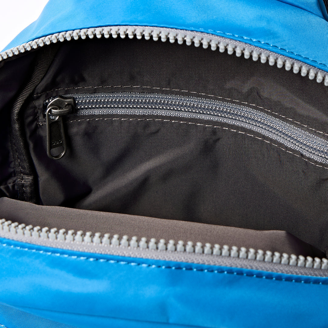 Willesden Sling Bag in Malibu Blue