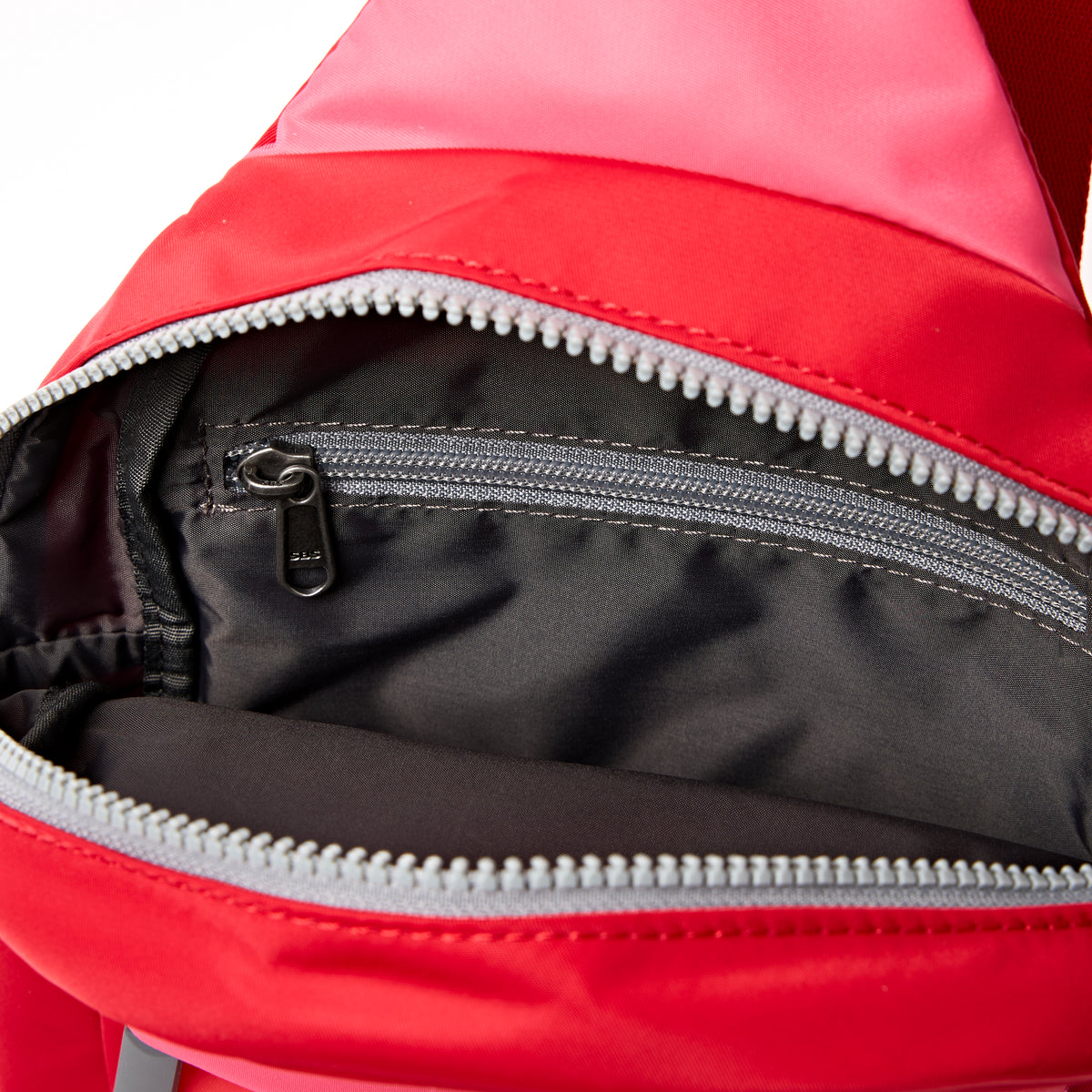 Willesden Sling Bag in Red Tonal
