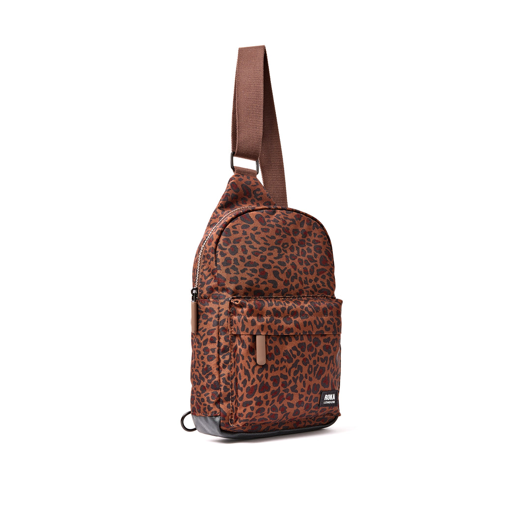 Willesden Sling Bag in Mini Leopard