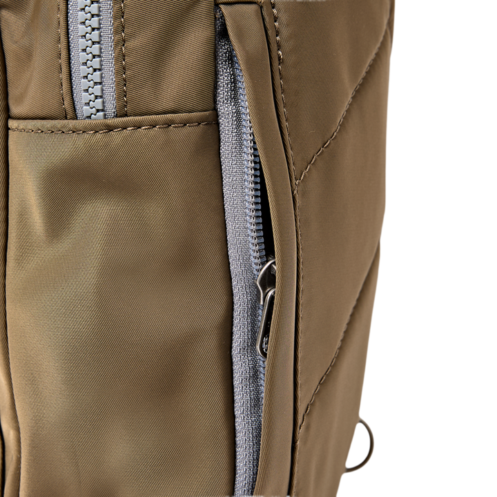 Willesden Sling Bag in Army