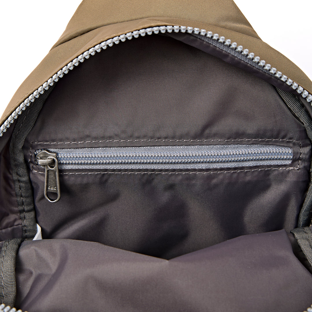 Willesden Sling Bag in Army