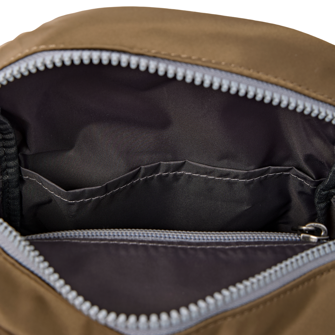 Willesden Sling Bag in Army