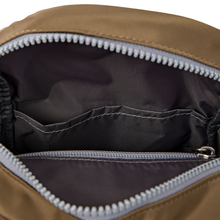 Willesden Sling Bag in Army