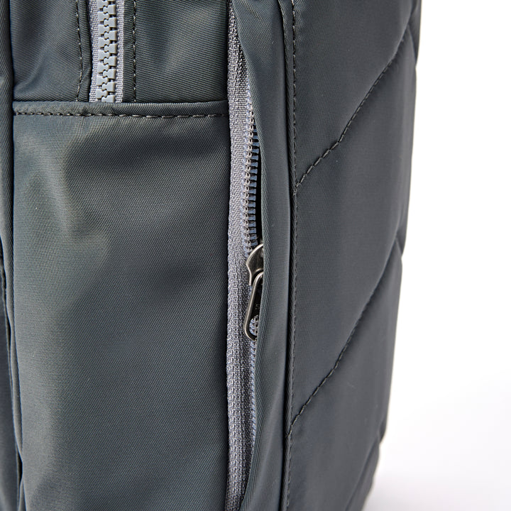Willesden Sling Bag in Beluga