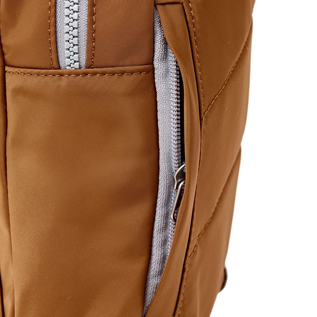 Willesden Sling Bag in Biscuit