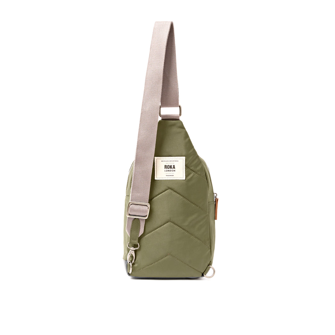 Willesden Sling Bag in Chive