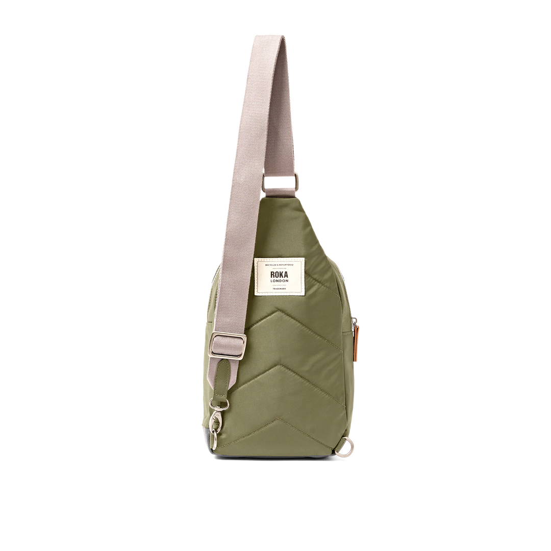 Willesden Sling Bag in Chive