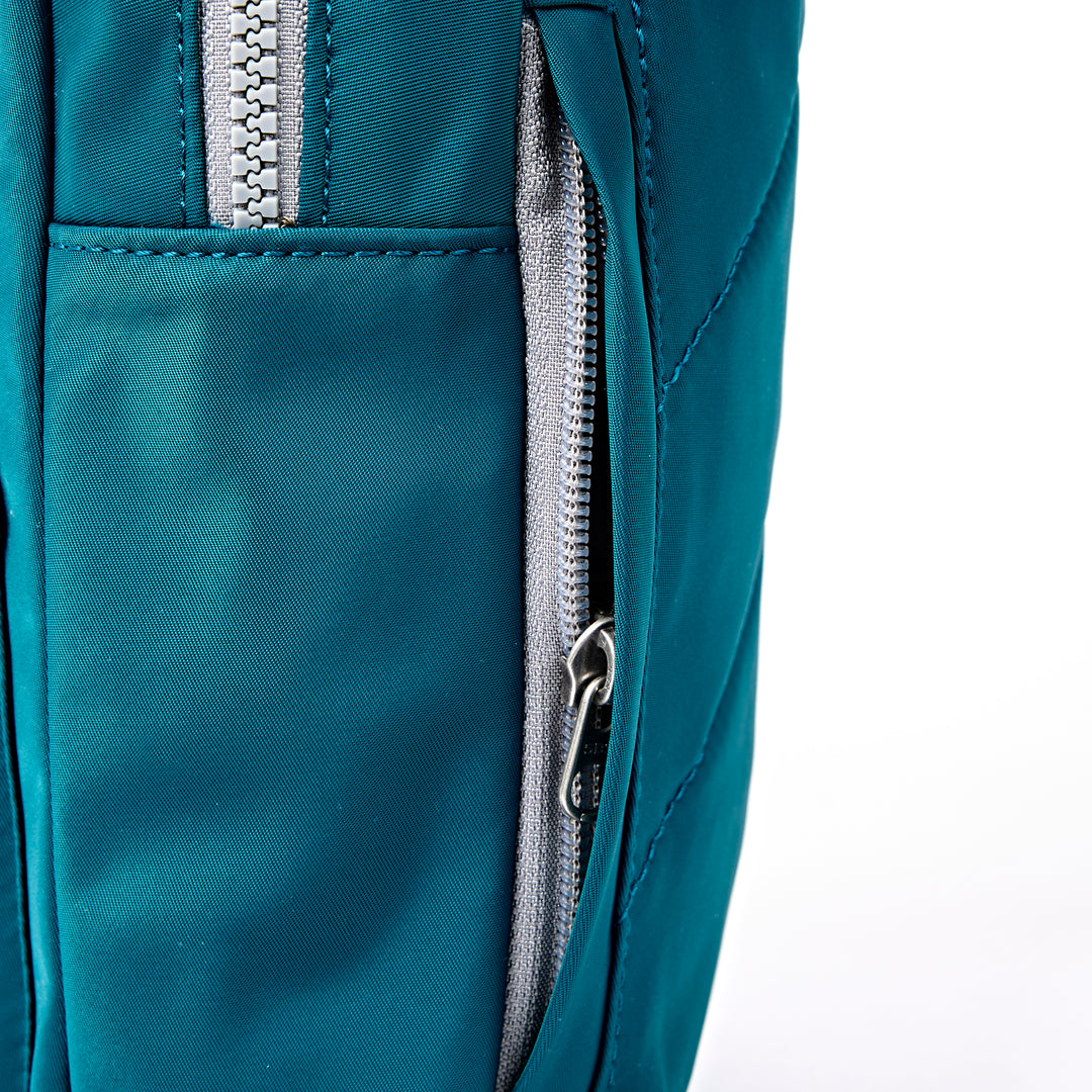 Willesden Sling Bag in North Sea