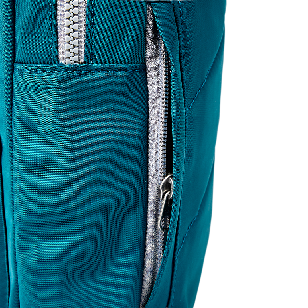 Willesden Sling Bag in North Sea