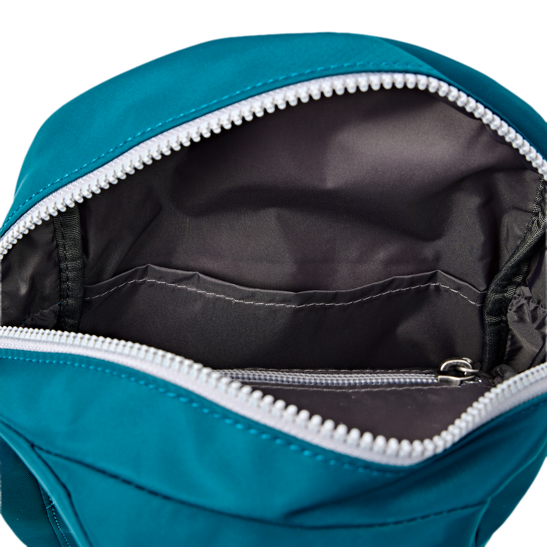 Willesden Sling Bag in North Sea