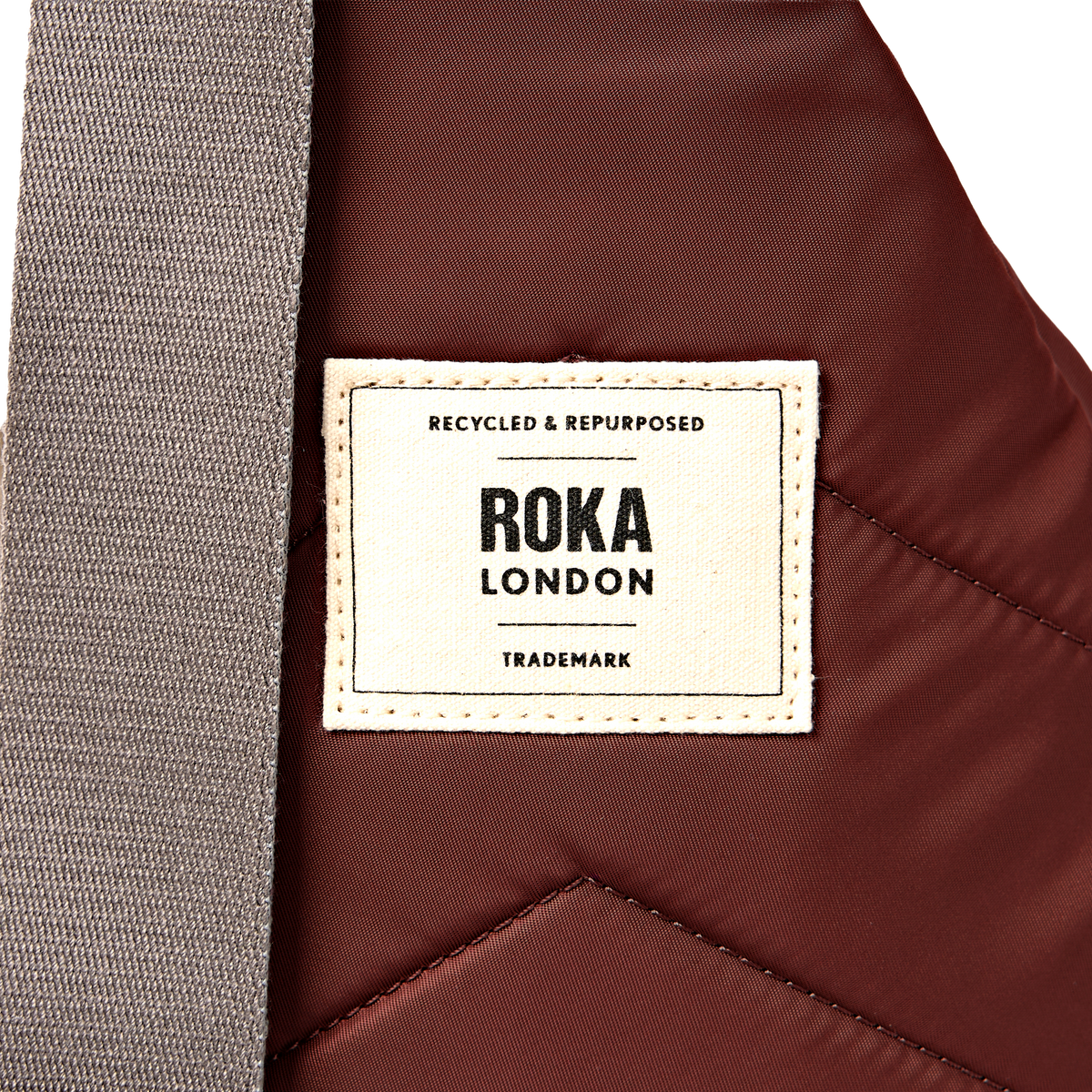 Willesden Sling Bag in Rocky Road