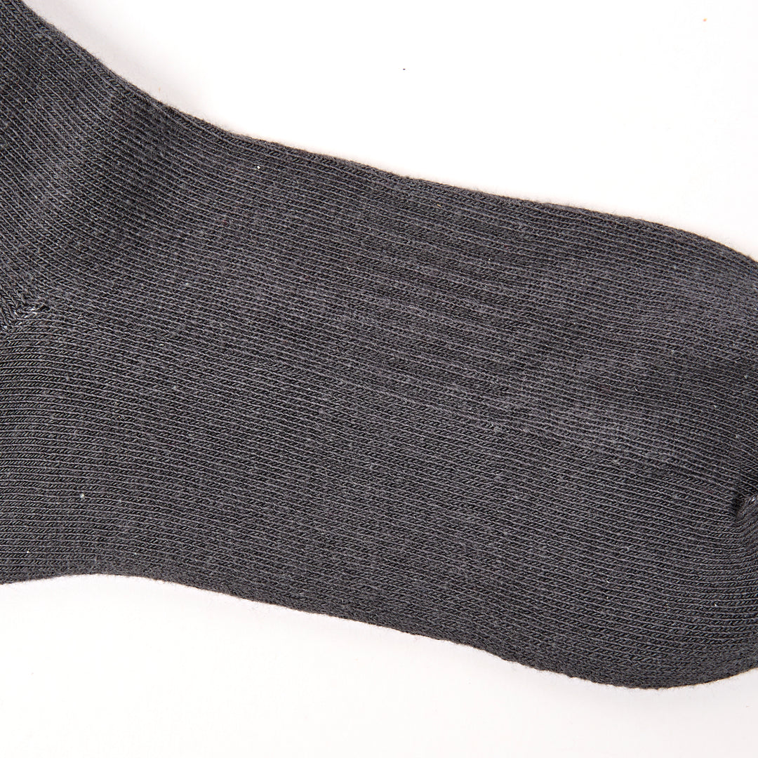 Wimbledon Crew Socks for Women in Faded Black
