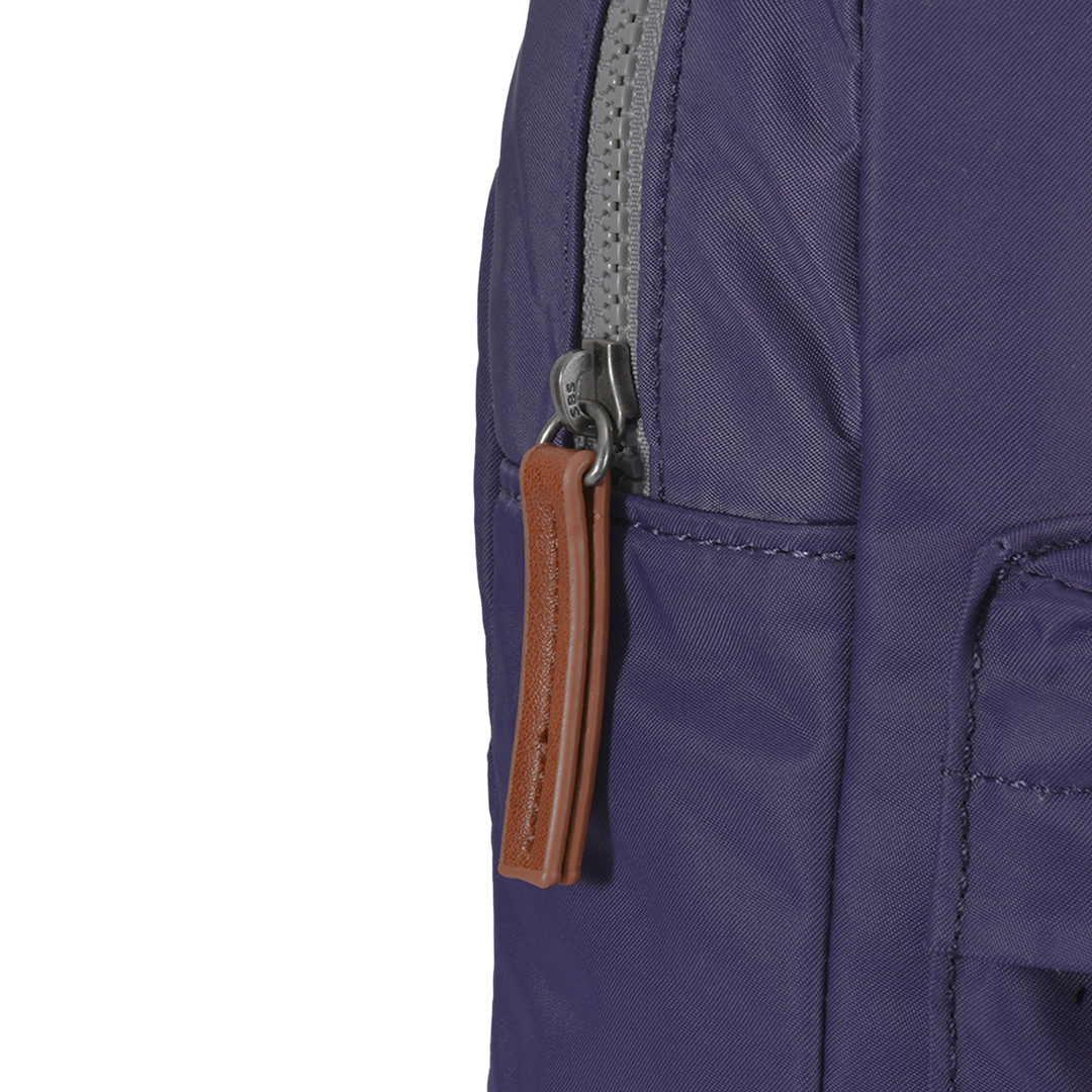 Willesden Sling Bag in Mulberry