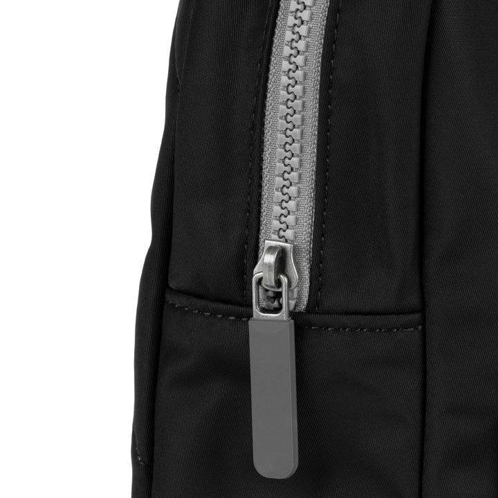 Willesden XL Sling Bag in Black
