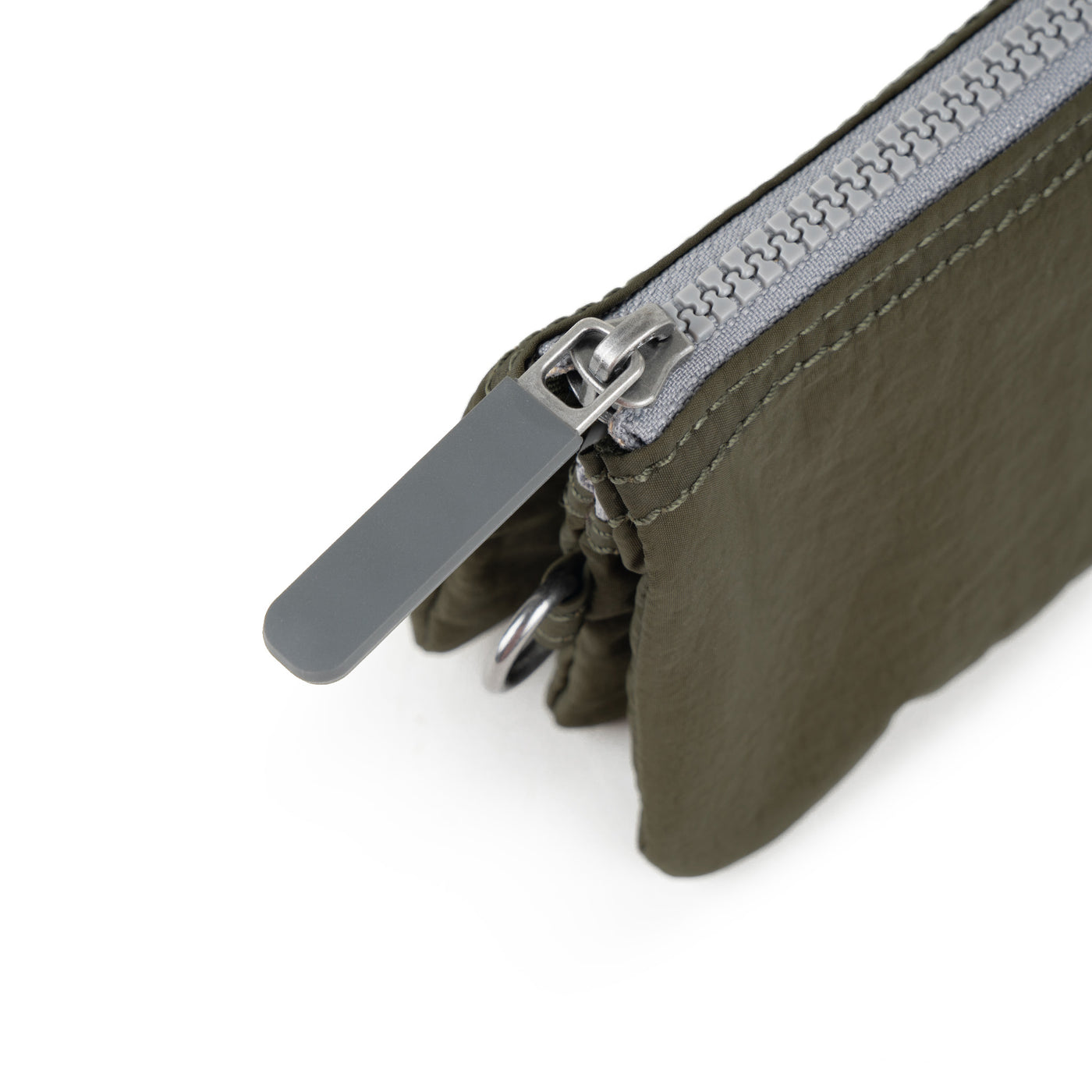 Carnaby Military Taslon