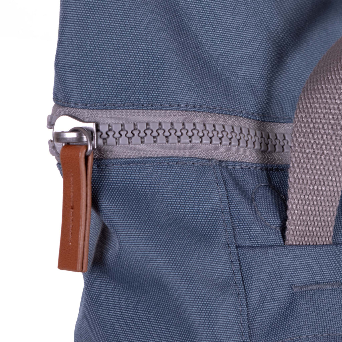 Finchley Backpack in Airforce