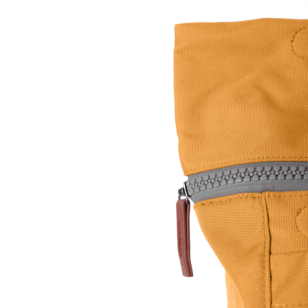 Finchley Backpack in Flax