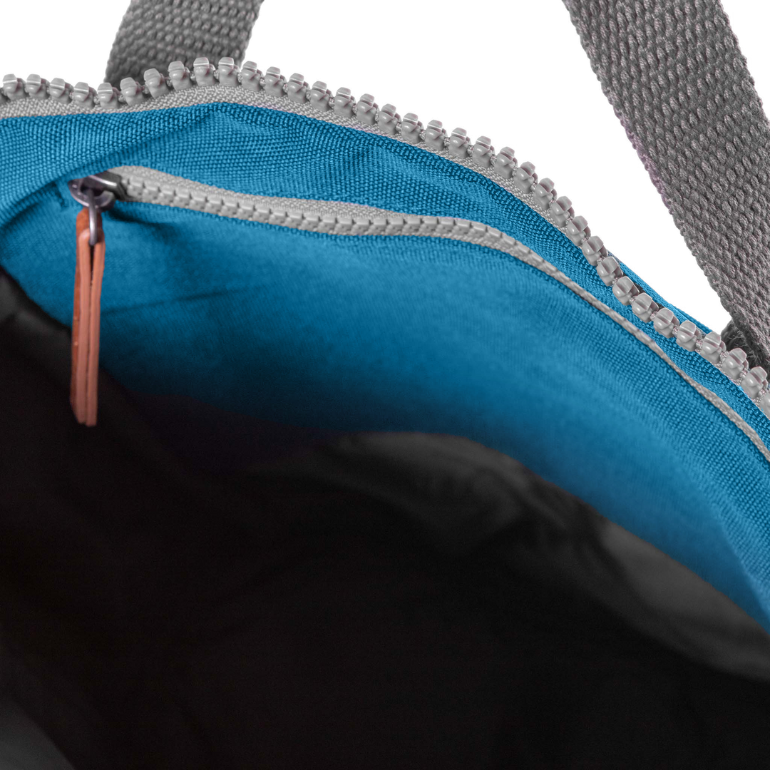 Finchley Backpack in Marine
