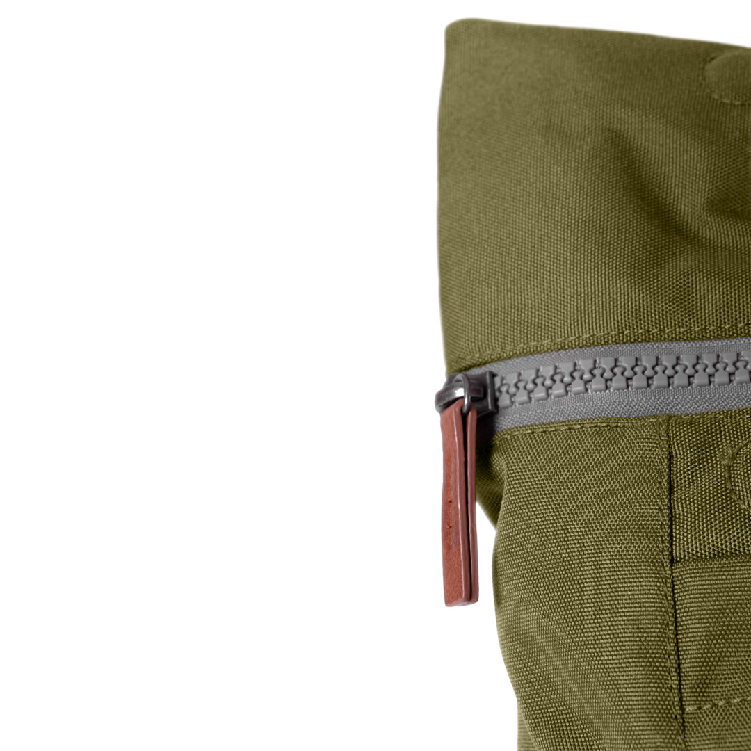 Finchley Backpack in Moss