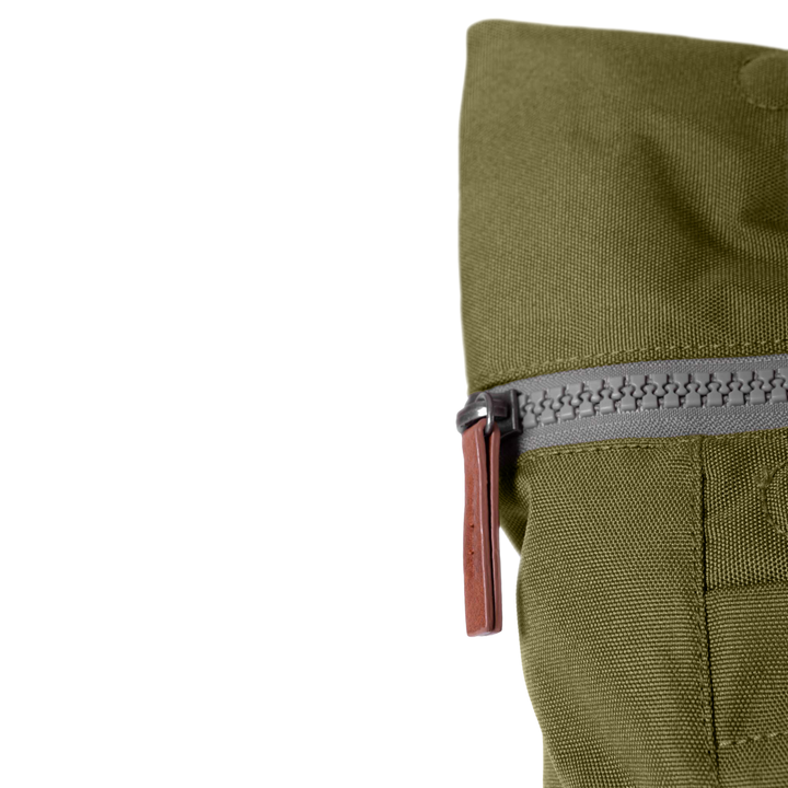 Finchley Backpack in Moss