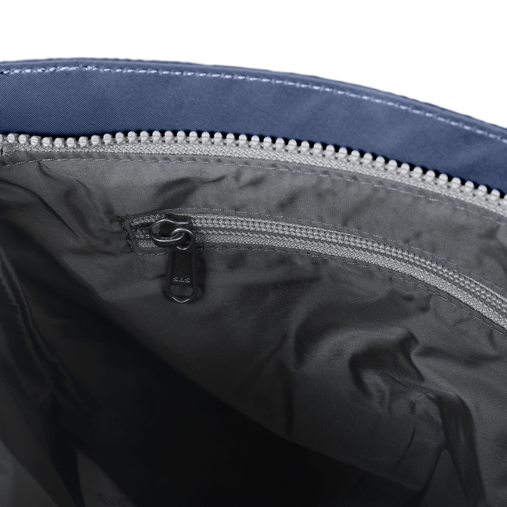 Kennington Crossbody Bag in Airforce