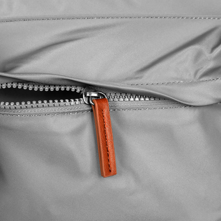 Kennington Crossbody Bag in Stormy