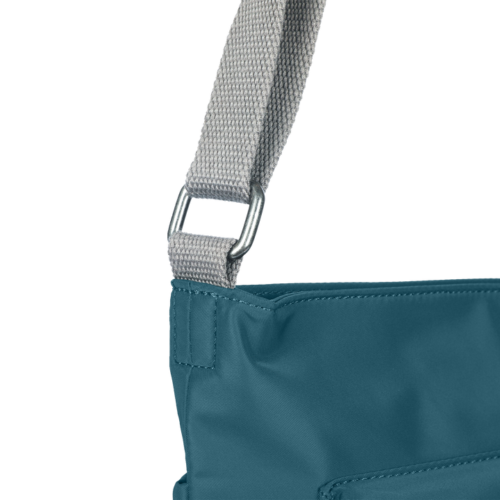 Kennington Crossbody Bag in Teal