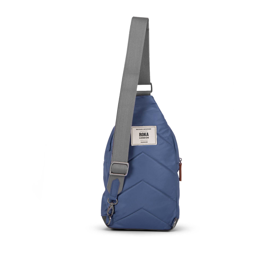 Willesden Sling Bag in Airforce