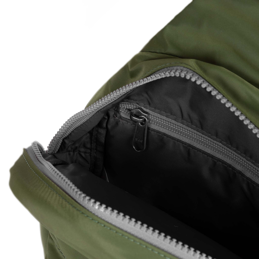 Willesden Sling Bag in Avocado