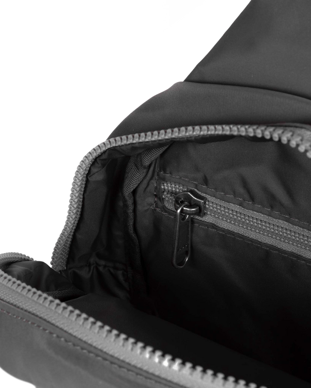 Willesden Sling Bag in Graphite