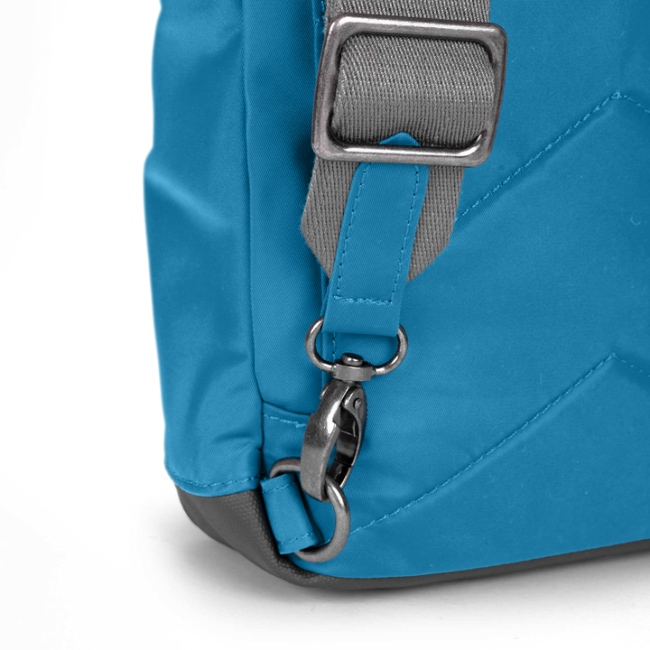 Willesden Sling Bag in Marine