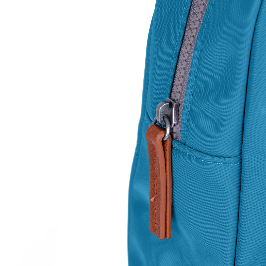 Willesden Sling Bag in Marine
