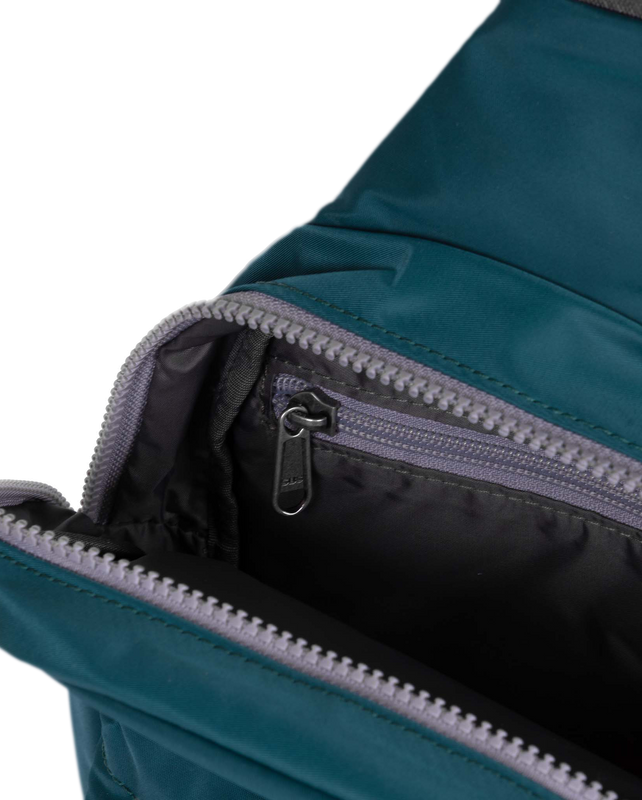 Willesden Sling Bag in Teal