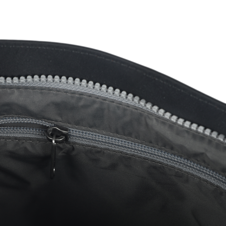 Kennington Crossbody Bag in Black