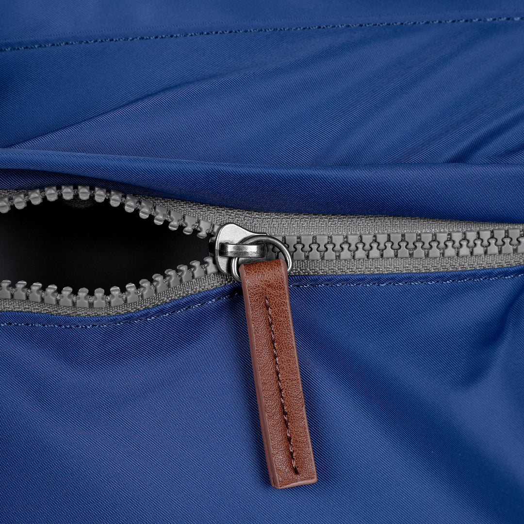 Kennington Crossbody Bag in Burnt Blue