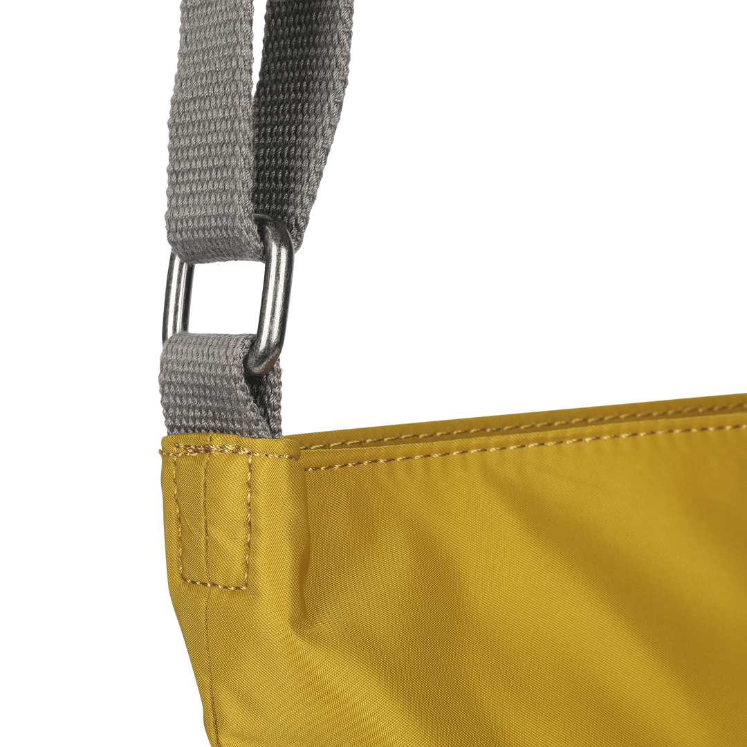 Kennington Crossbody Bag in Corn