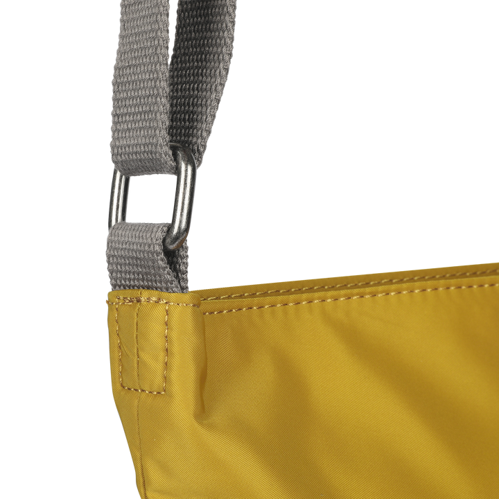 Kennington Crossbody Bag in Corn