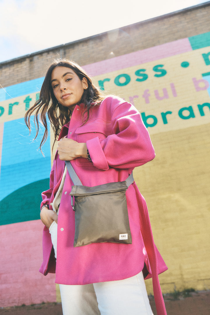 Stratford Crossbody Bag in Army