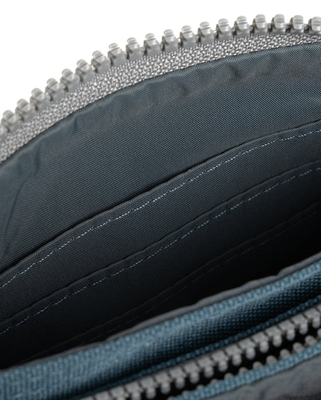 Carnaby Wallet in Airforce