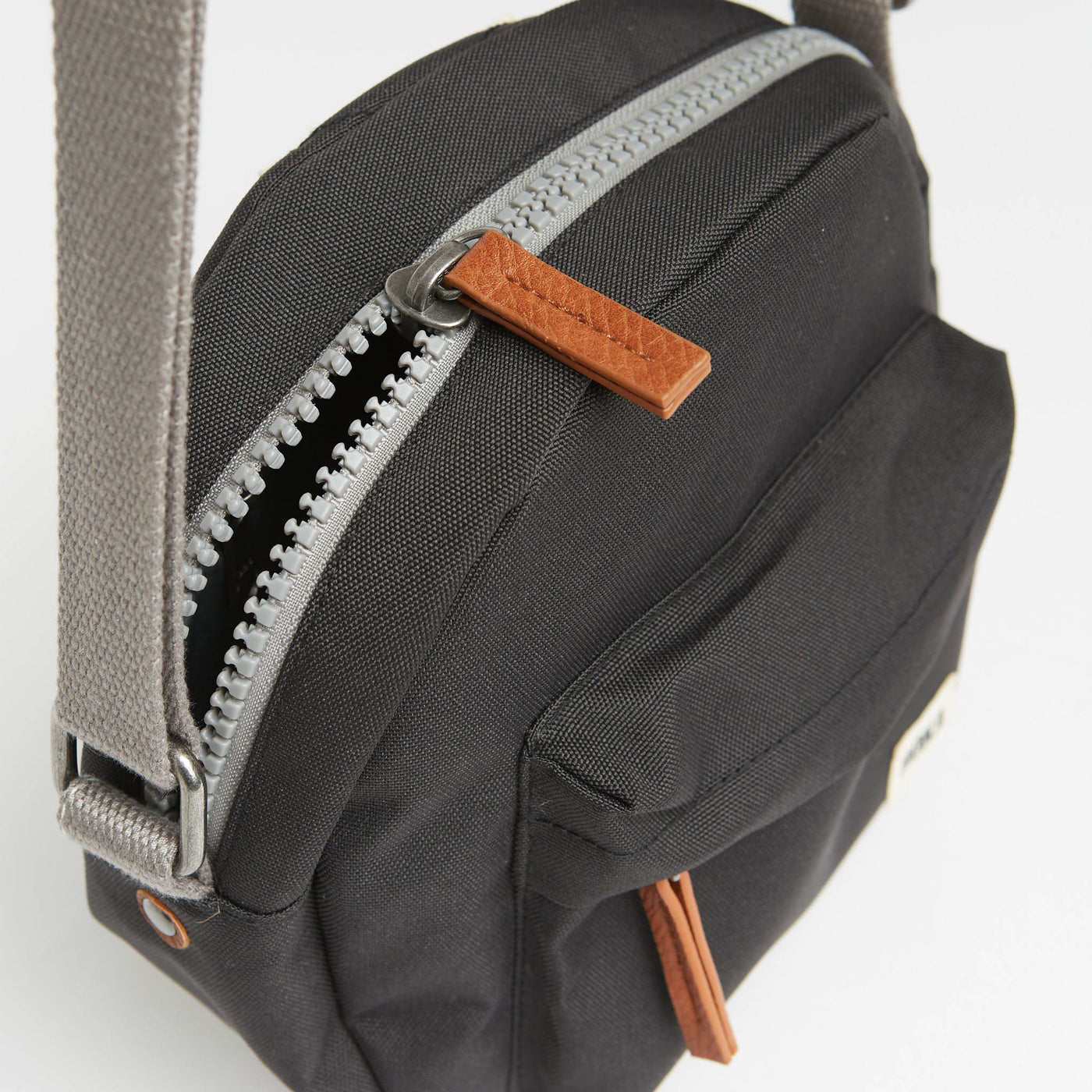 Roka | Sustainable Bag | Crossbody Bag | Black